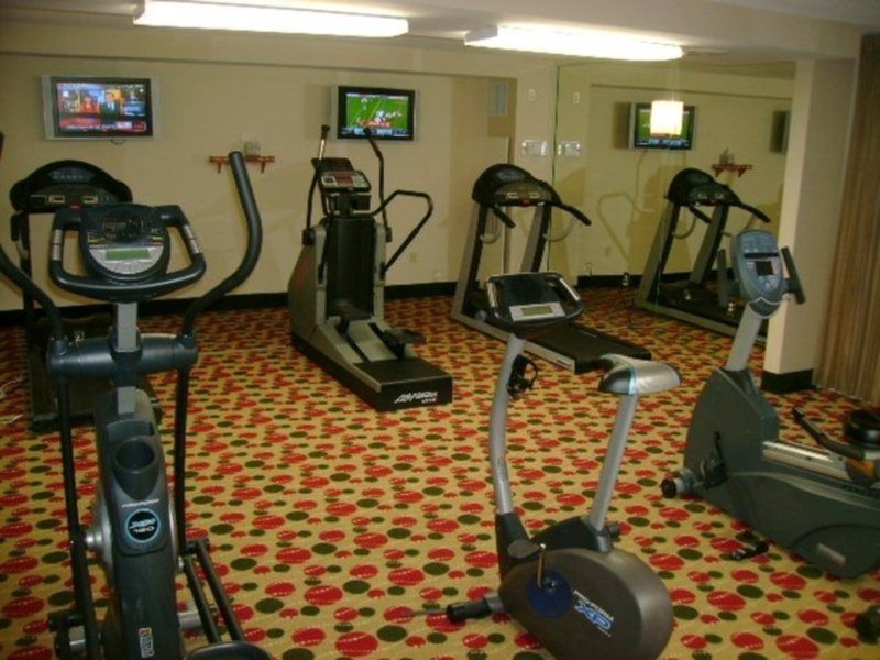 Sawgrass Grand Hotel And Suites Sports Complex 선라이즈 시설 사진