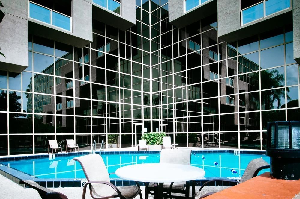 Sawgrass Grand Hotel And Suites Sports Complex 선라이즈 외부 사진