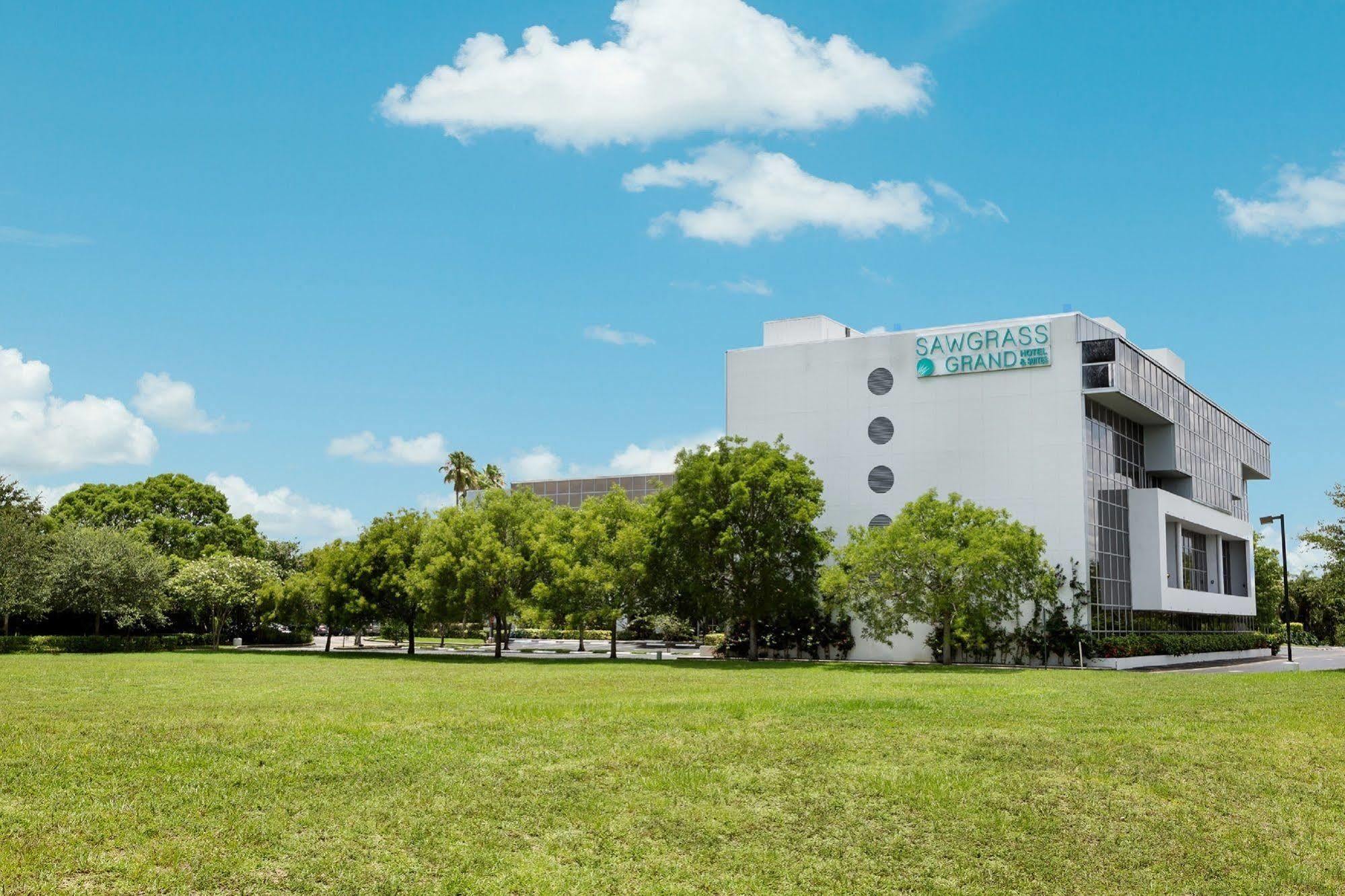 Sawgrass Grand Hotel And Suites Sports Complex 선라이즈 외부 사진