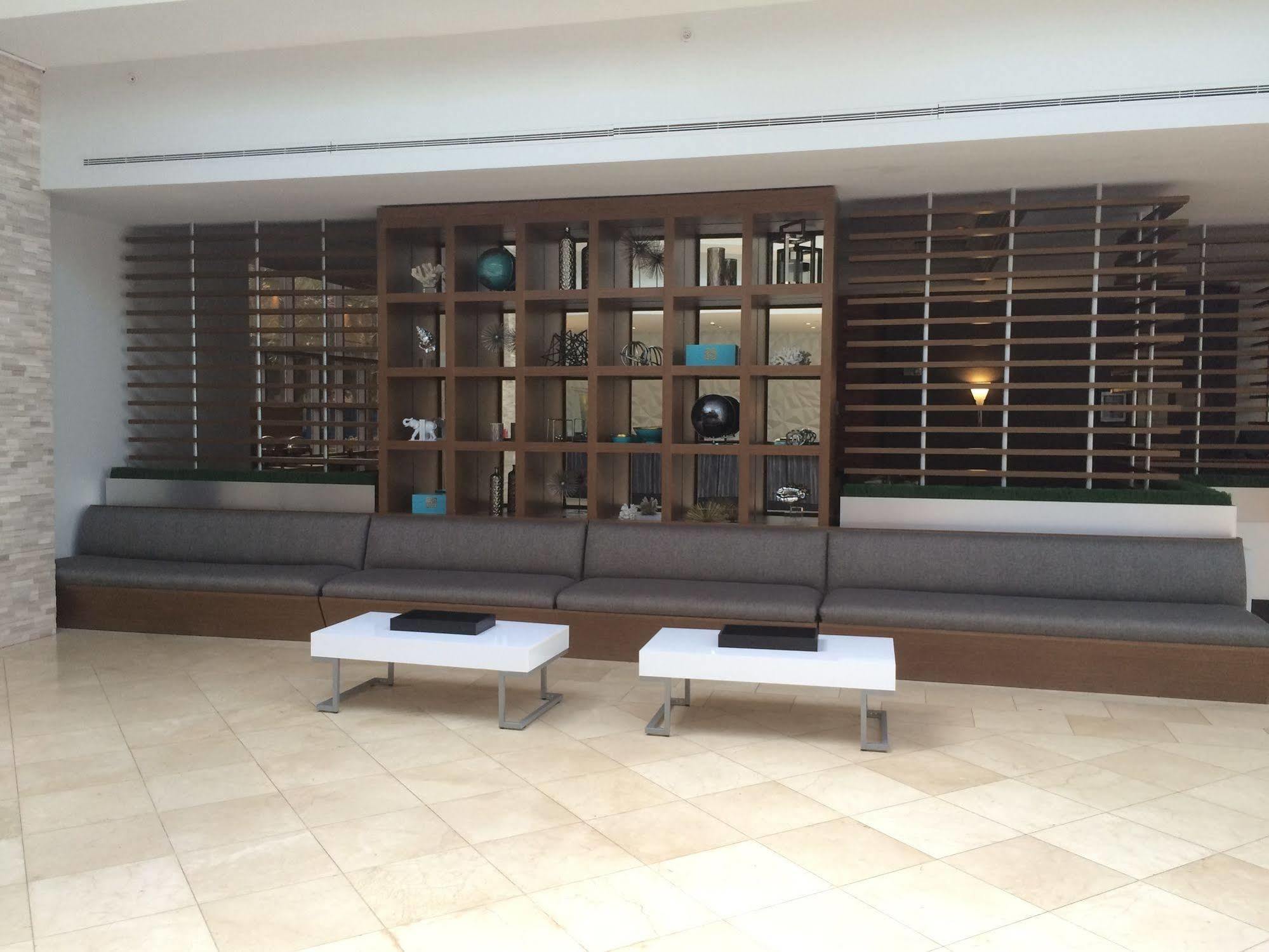 Sawgrass Grand Hotel And Suites Sports Complex 선라이즈 외부 사진